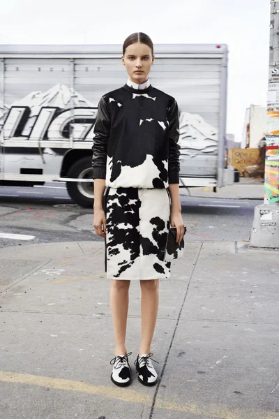 Look 3